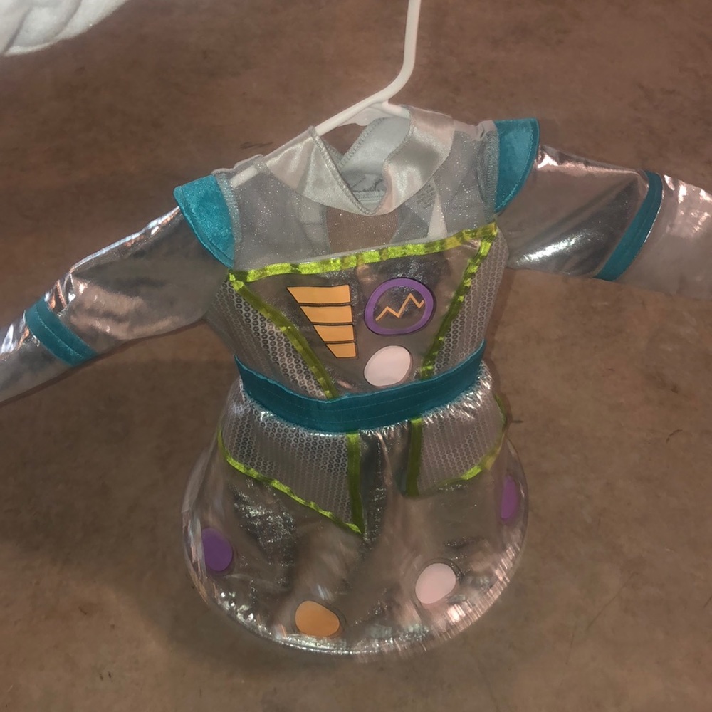 Girl robot costume